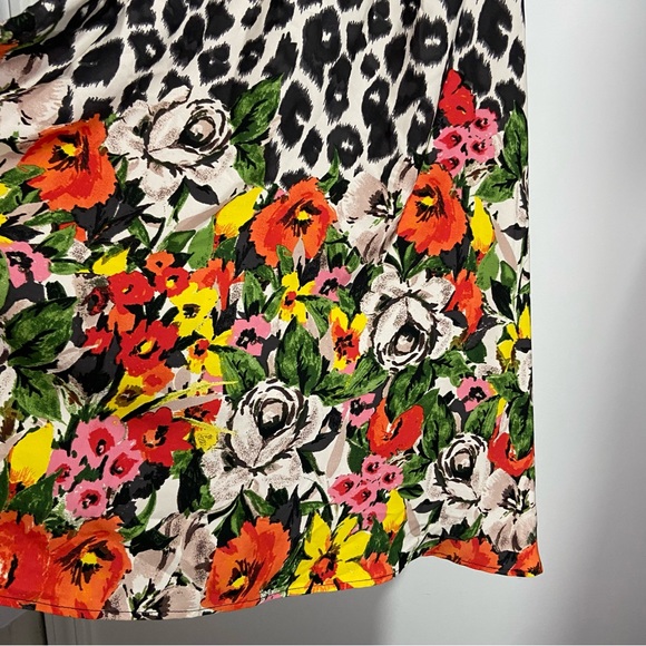 Karlie Leopard Flower Mini Dress Size Large NWT - Picture 3 of 8